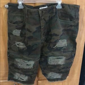 Camouflage shorts size 44